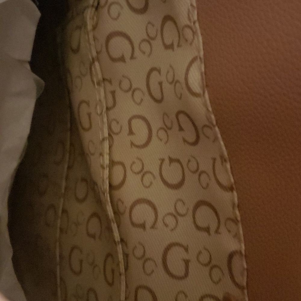 Brand new guess handbag - Picture 7 of 7